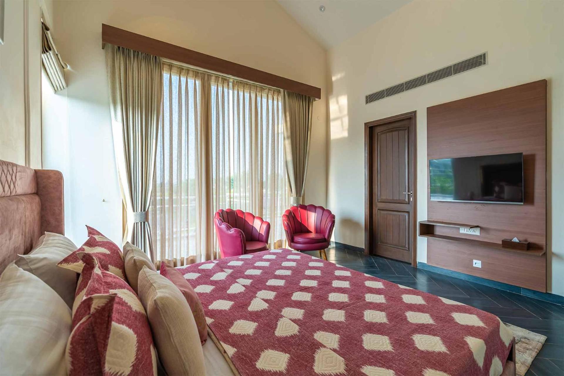 Stayvista At Serenity Farms With Pool, Lawn, Bonfire & Bbq Sohna Eksteriør billede